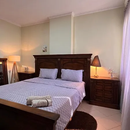 Mikael Sea View Апартаменты *