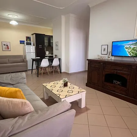 Апартаменты Mikael Sea View *