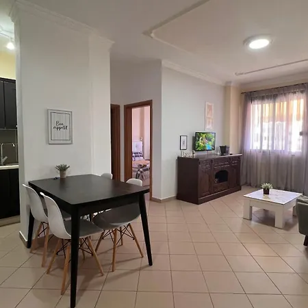 Mikael Sea View Апартаменты Дуррес