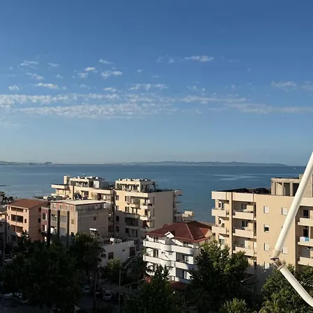 Mikael Sea View דורס