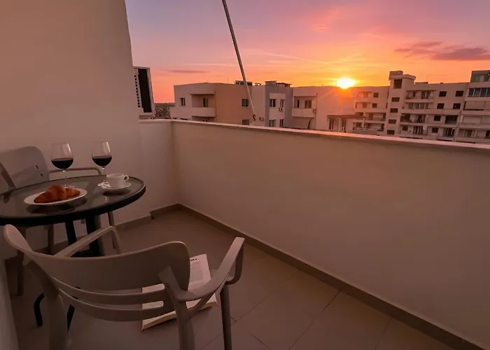 Mikael Sea View Appartement *